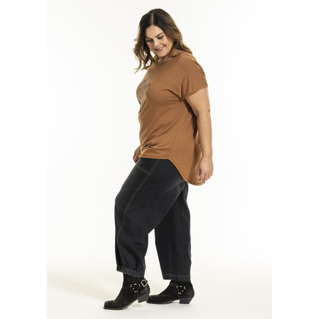 Gozzip Woman GGitte T-shirt with print T-Shirt Cognac