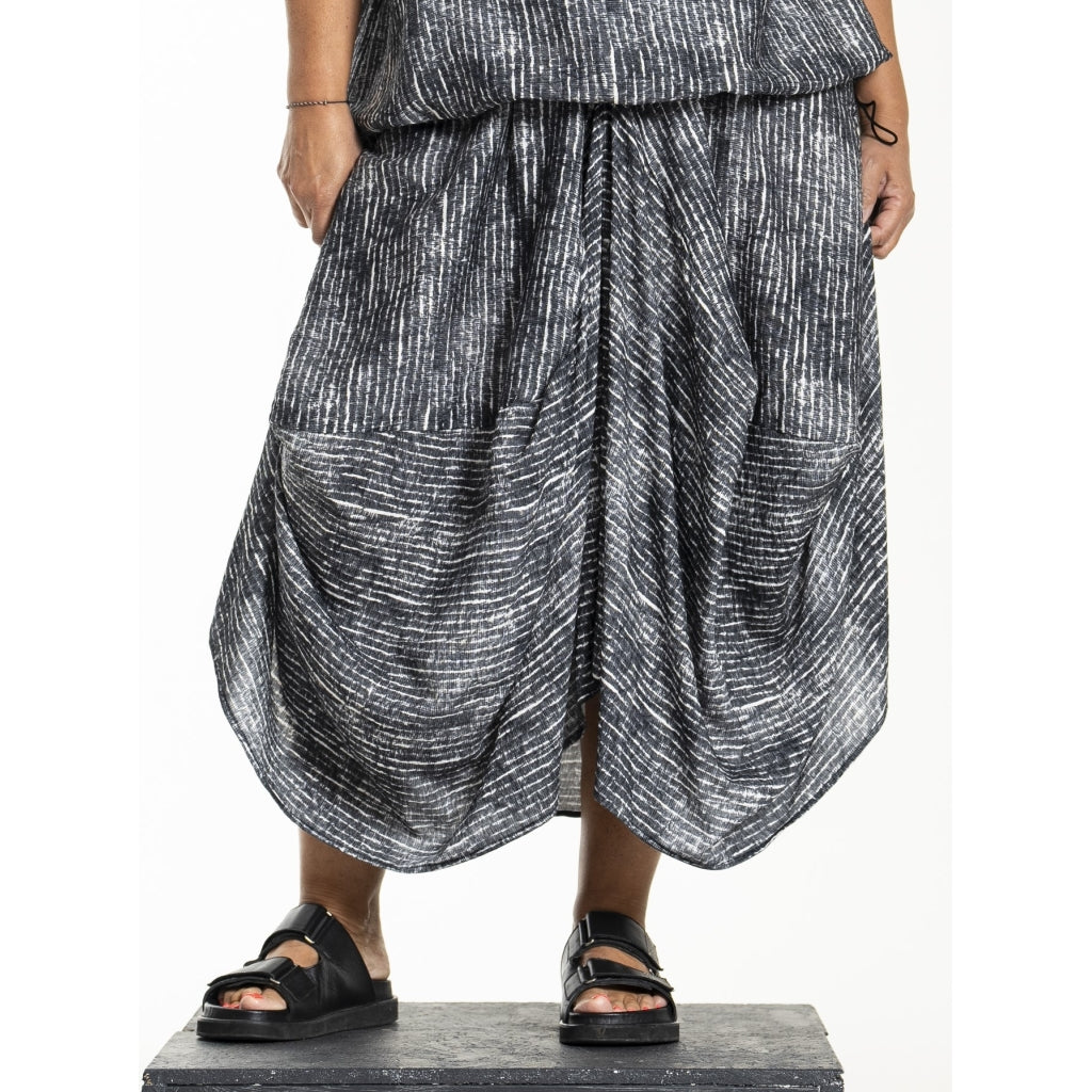 Gozzip Woman GLoa skirt Skirt Black/White