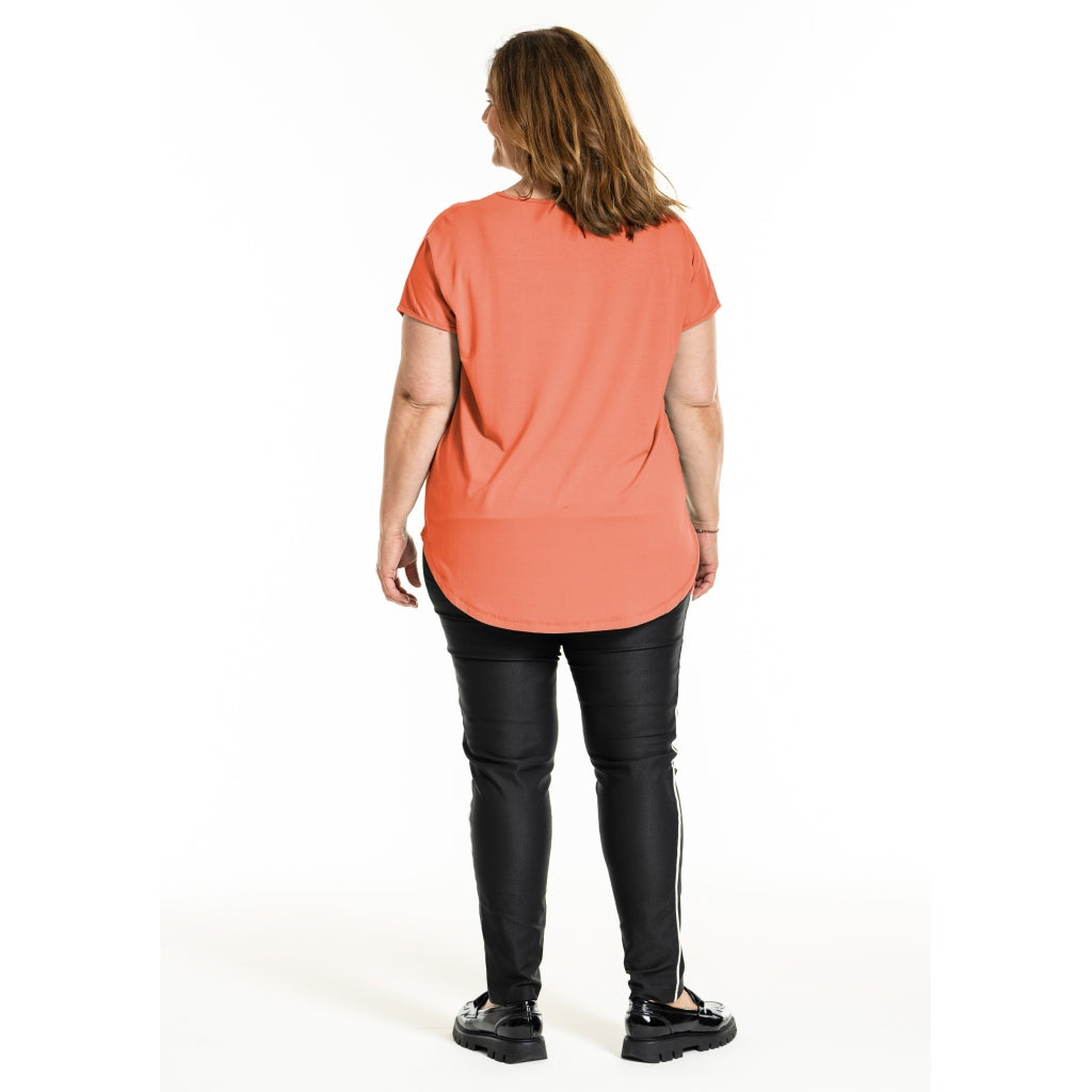 Gozzip Woman Gitte T-shirt T-Shirt Apricot