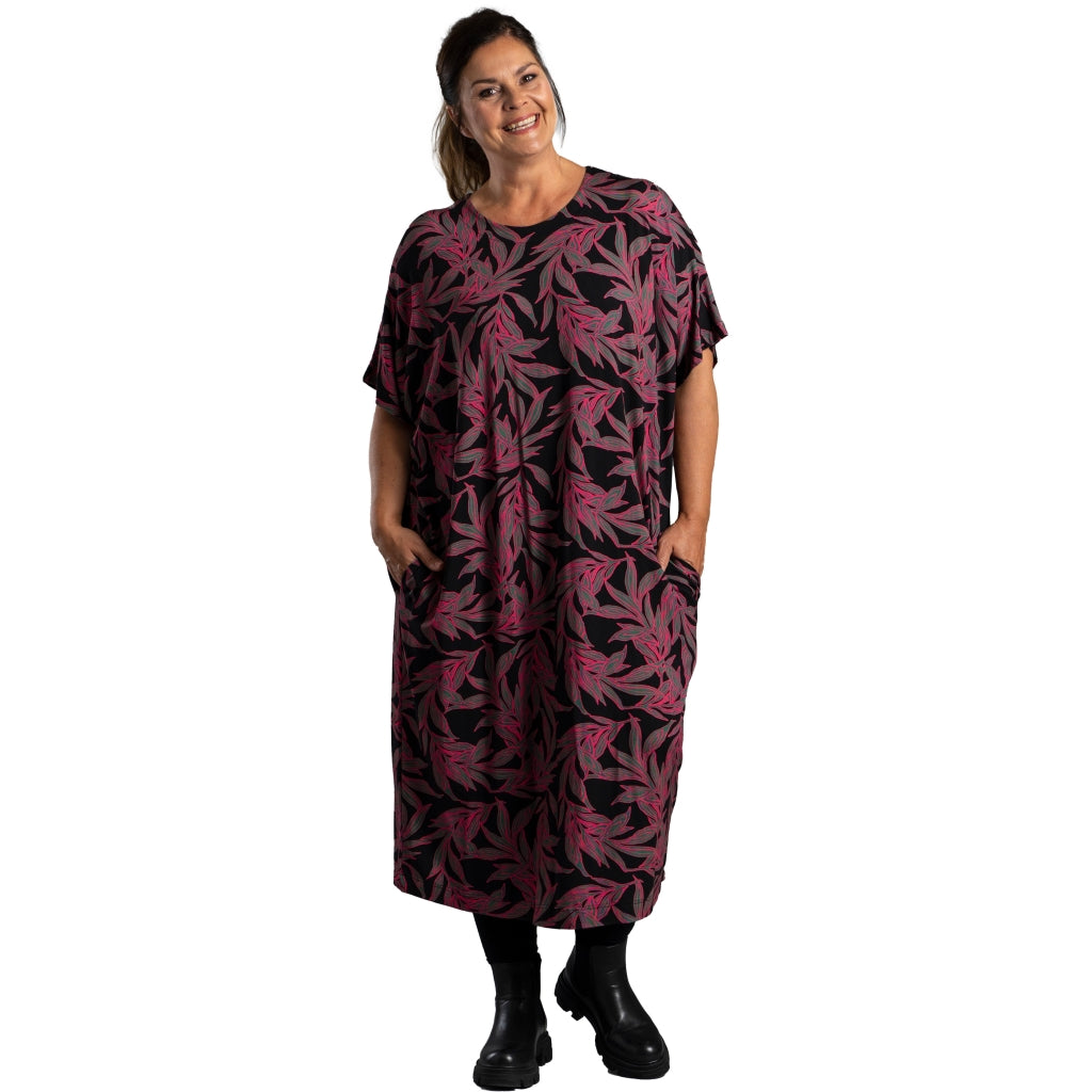 Gozzip Woman Pil Oversize Dress Oversize Dress Black with print