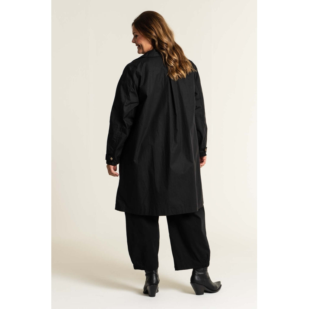 Gozzip Woman Beatrice Trenchcoat - FLERE FARVER Coat Black