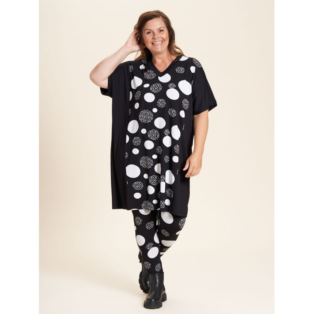 Gozzip Woman Ellen Tunic Tunic Black with white dots