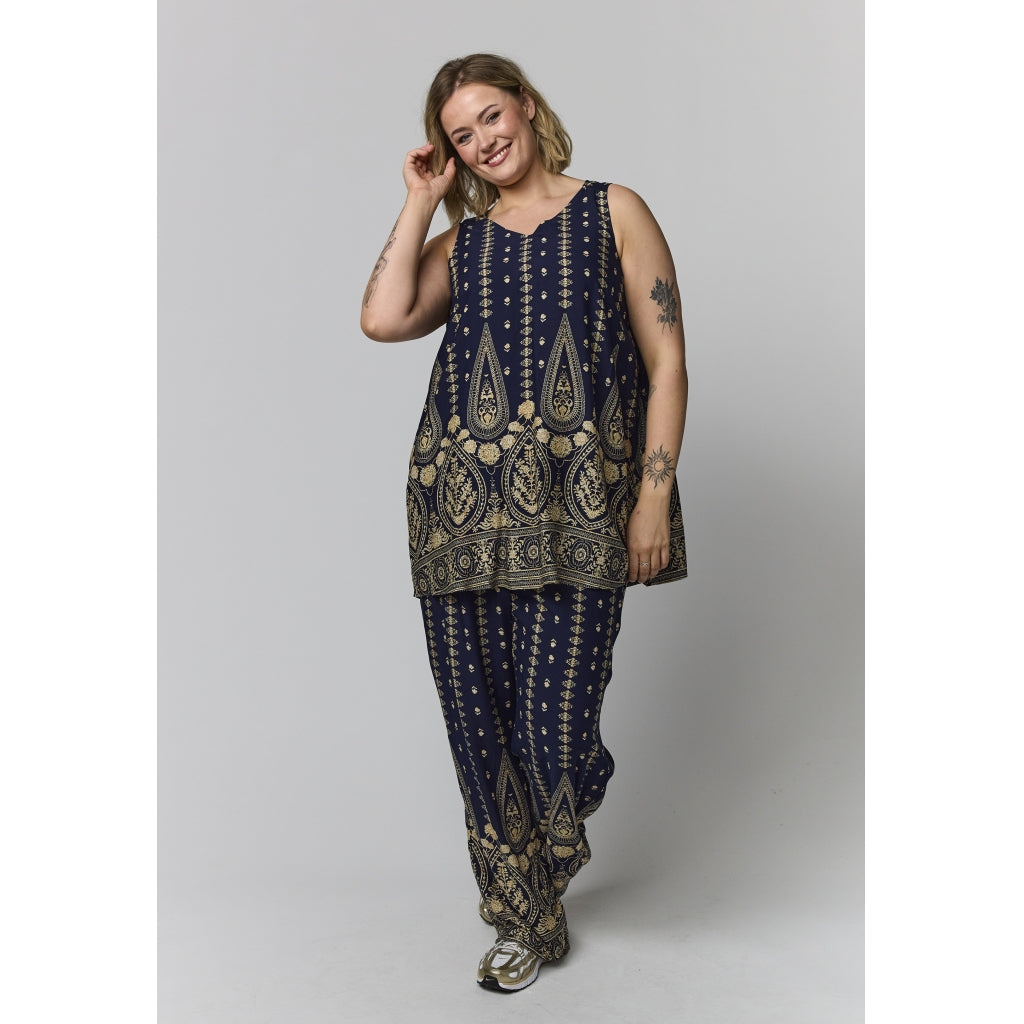 Gozzip Woman GBeata Top Top Blue board print
