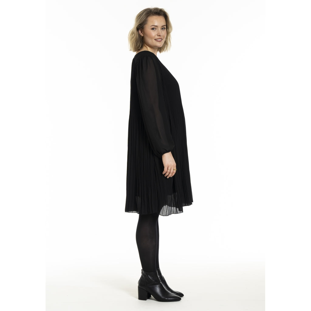 Gozzip Woman GBenedikte Plisse Dress Dress Black