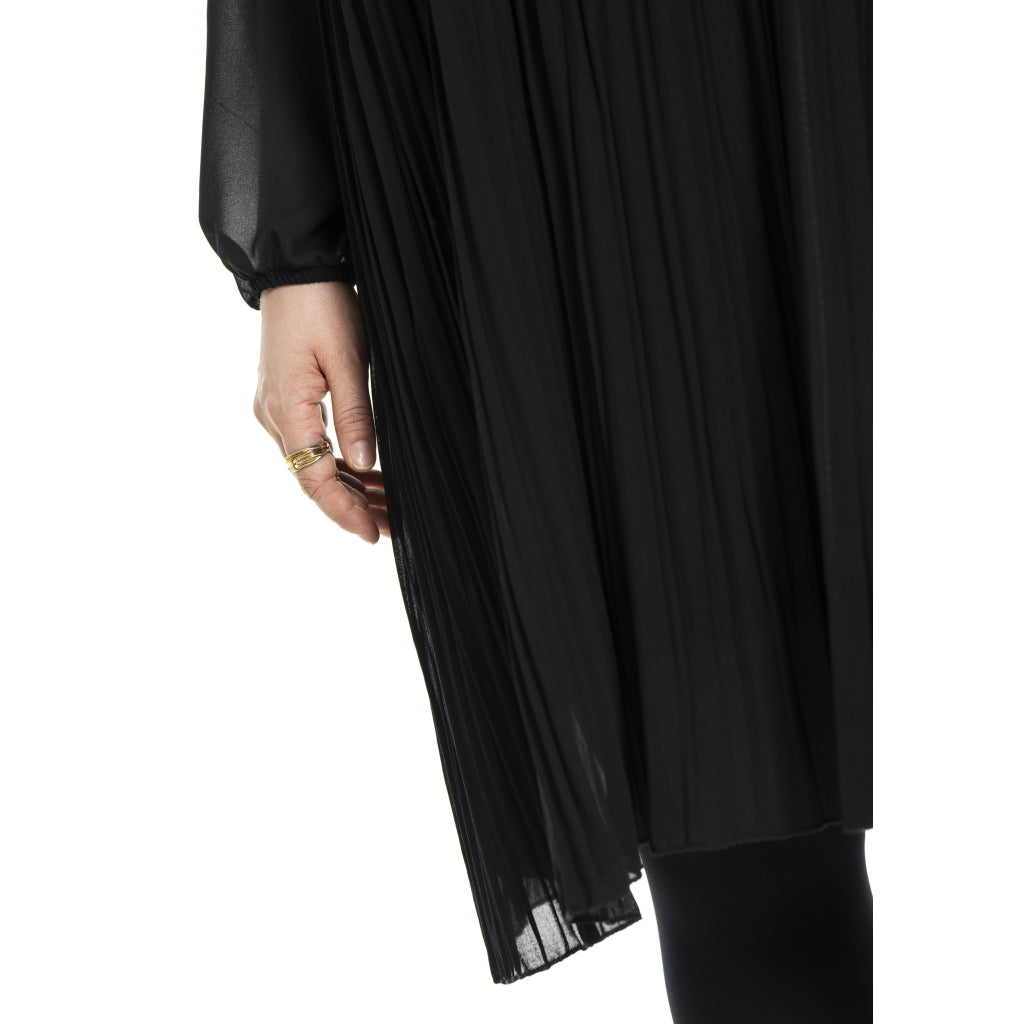 Gozzip Woman GBenedikte Plisse Dress Dress Black