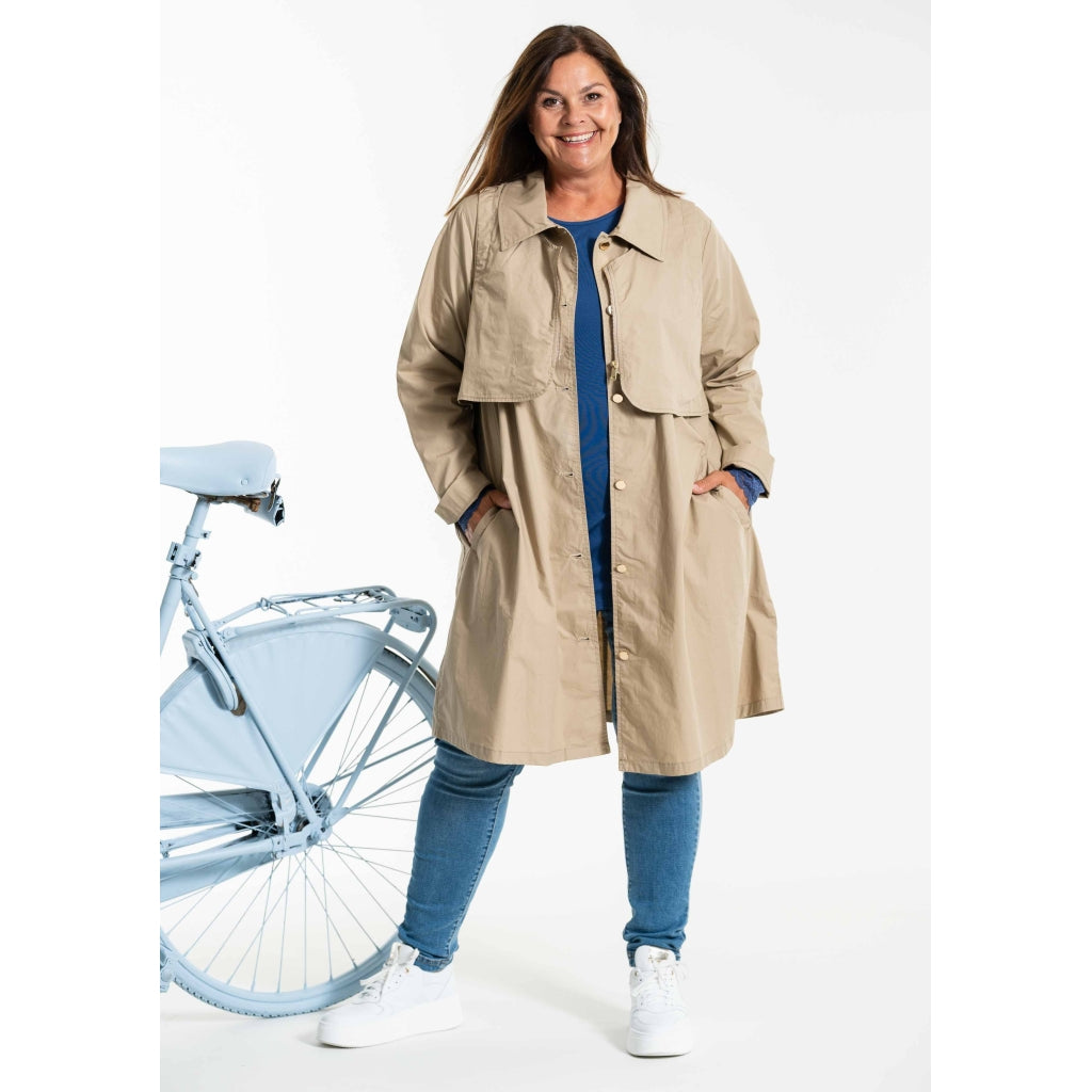 Gozzip Woman GBirdy Trench coat w. waistcoat Coat Sand
