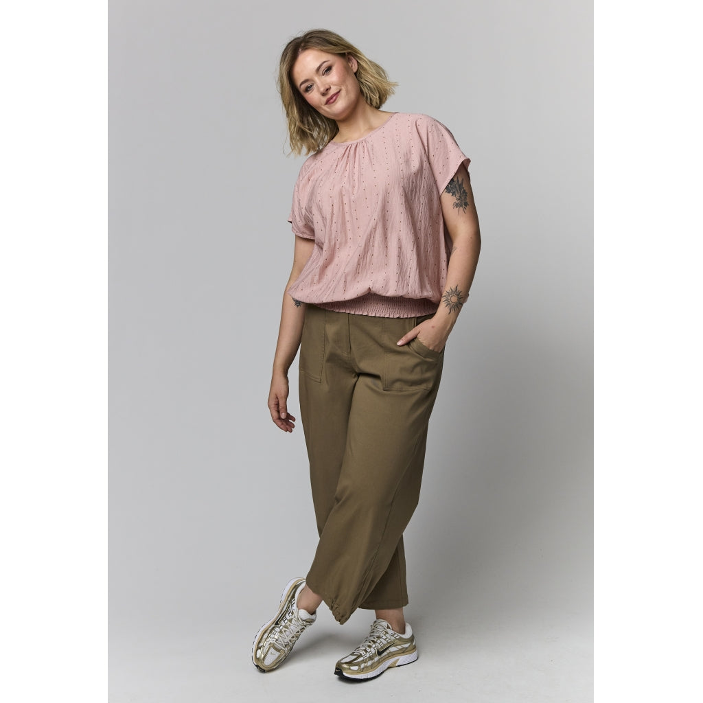 Gozzip Woman GElise Blouse Blouse Rose with brown and silver dots