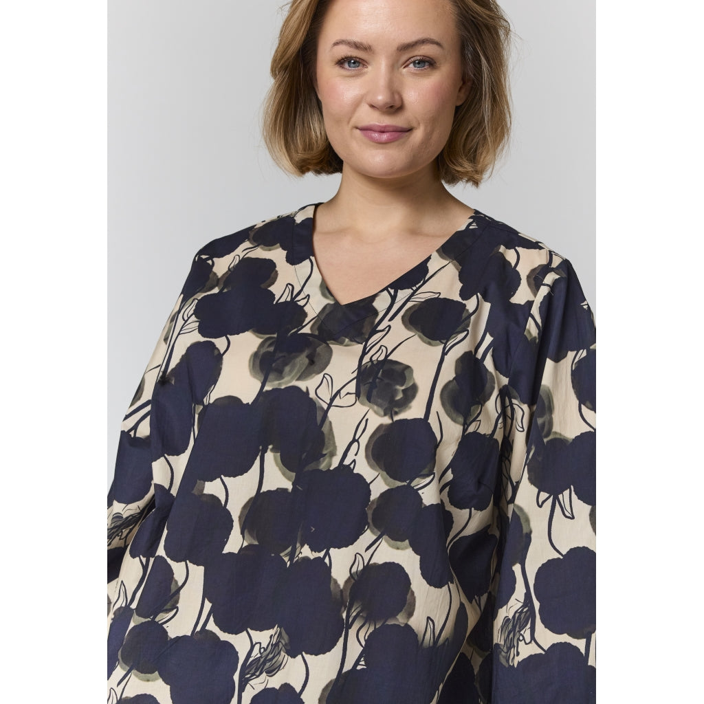 Gozzip Woman GElse-Marie Blouse Blouse Sand with black flowers