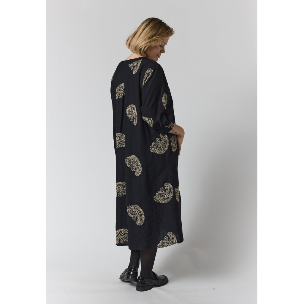 Gozzip Woman GElse Dress Dress Black with sand embroidery