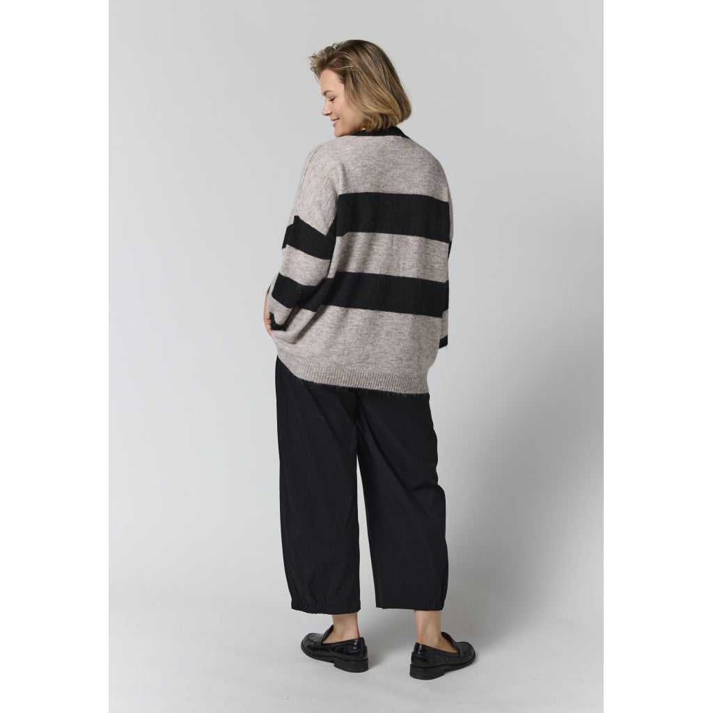 Gozzip Woman GFenja Knit Blouse with stripes Blouse Black/sand stripe