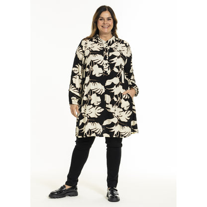Gozzip Woman GGurly Tunic Tunic Black with offwhite flower