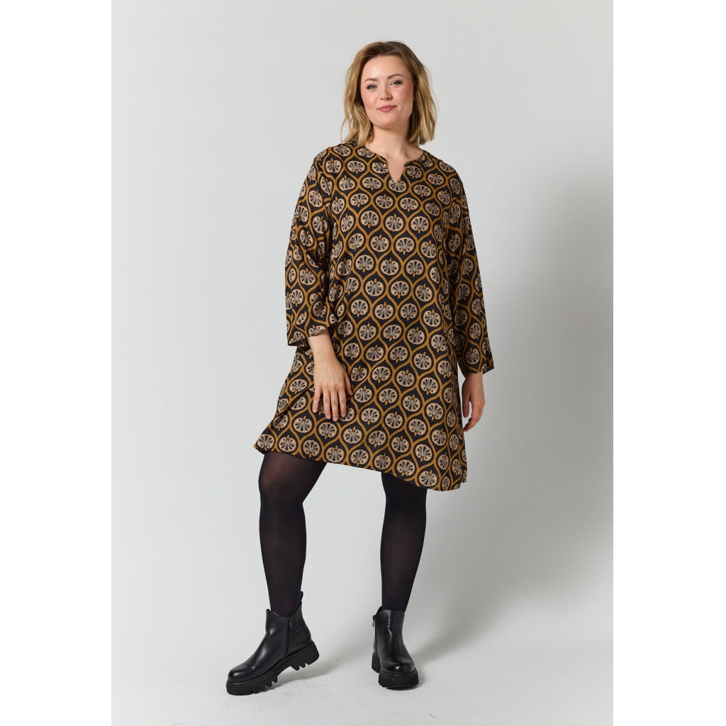 Gozzip Woman GSkuld Tunic Tunic Black with brown and sand pattern