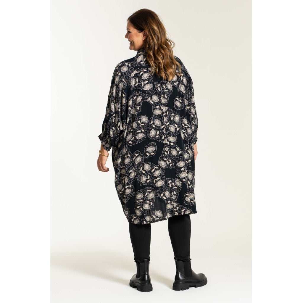 Gozzip Woman Gerda Oversize shirt Tunic Oversize shirt tunic Black with Beige