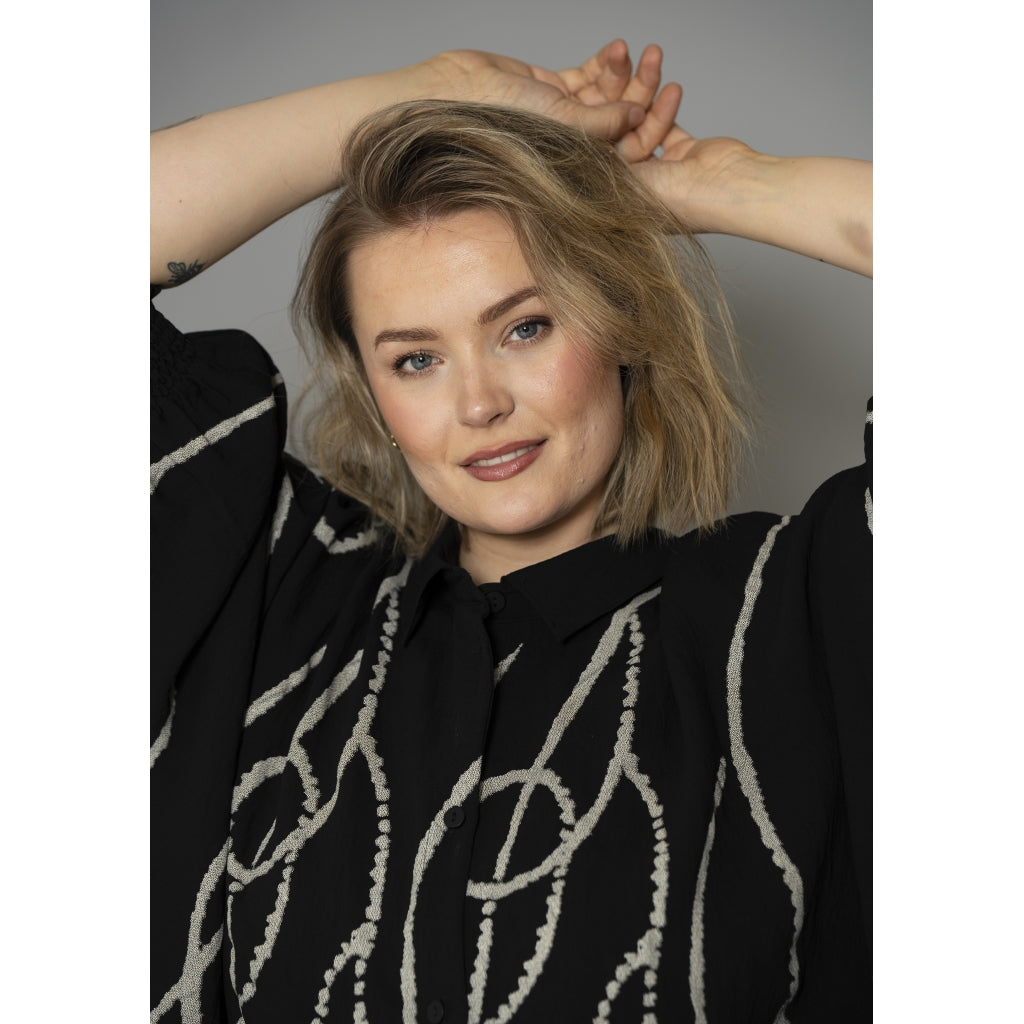 Gozzip Woman Gerda Oversize shirt Tunic Shirt Tunic Black with border print